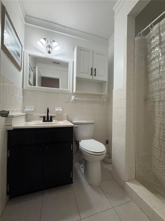 For Sale: $150,000 (2 beds, 2 baths, 840 Square Feet)