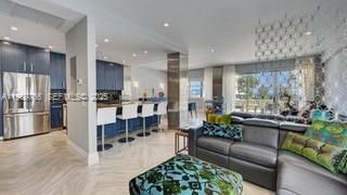 待售: $1,250,000 (2 贝兹, 2 浴室, 1422 平方英尺)