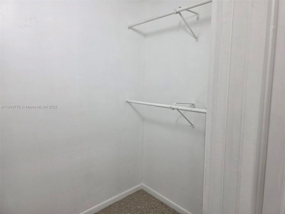 В аренду: $2,200 (3 спален, 2 ванн, 1195 Квадратных фут)