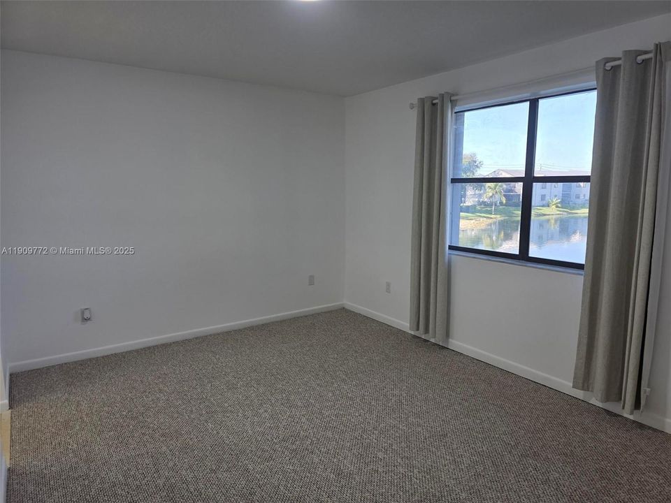 В аренду: $2,200 (3 спален, 2 ванн, 1195 Квадратных фут)