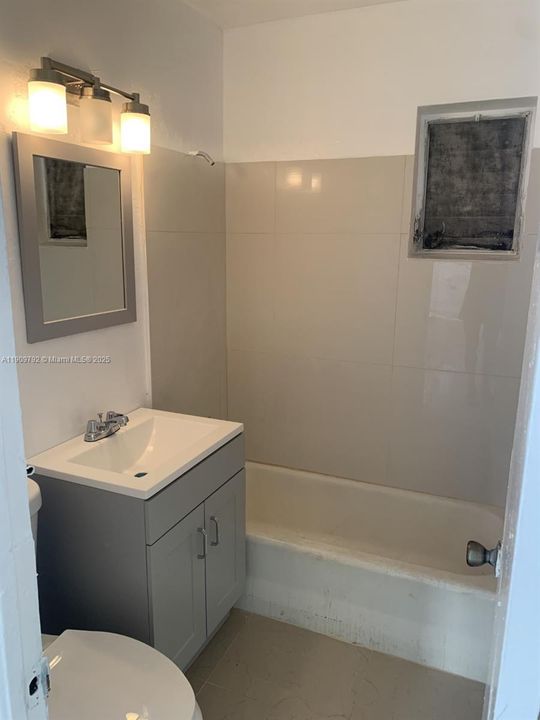 For Sale: $585,000 (0 beds, 0 baths, 1224 Square Feet)