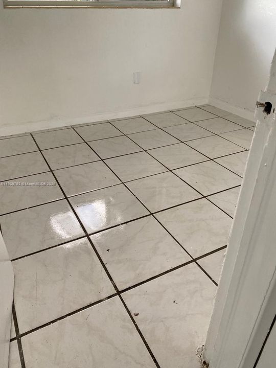 For Sale: $585,000 (0 beds, 0 baths, 1224 Square Feet)