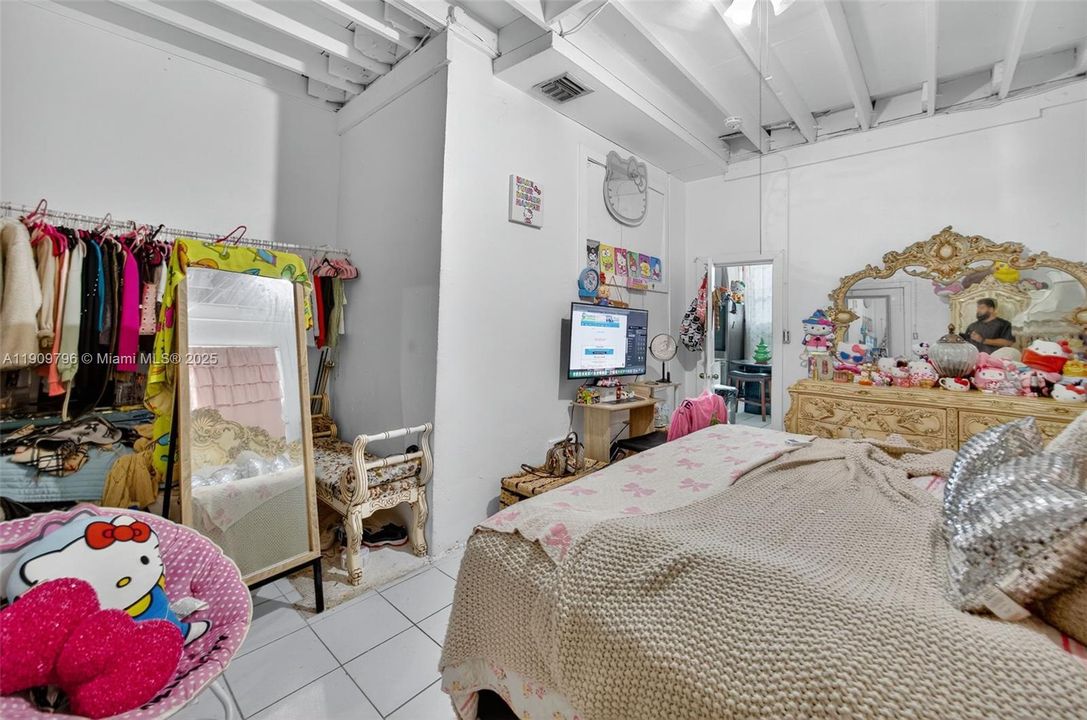 На продажу: $1,300,000 (3 спален, 2 ванн, 2844 Квадратных фут)