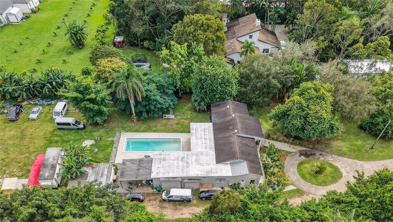 На продажу: $1,300,000 (3 спален, 2 ванн, 2844 Квадратных фут)