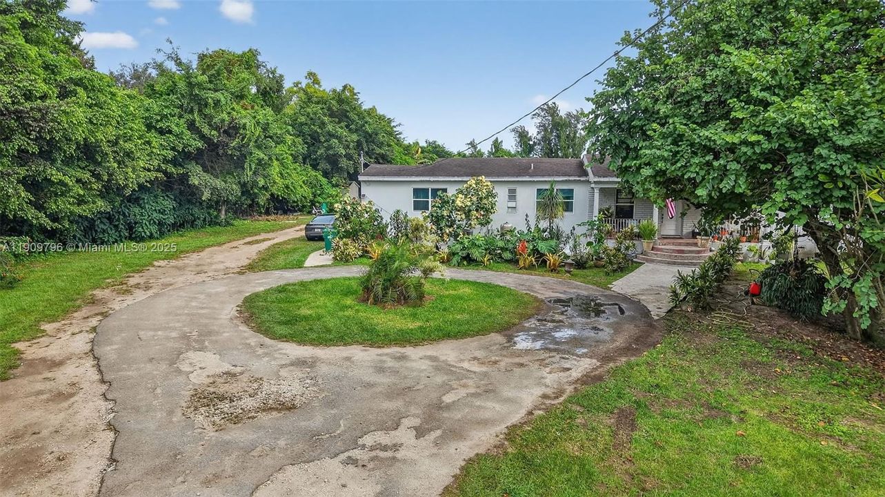 На продажу: $1,300,000 (3 спален, 2 ванн, 2844 Квадратных фут)