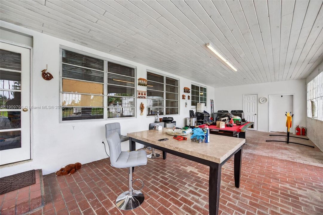 На продажу: $1,300,000 (3 спален, 2 ванн, 2844 Квадратных фут)