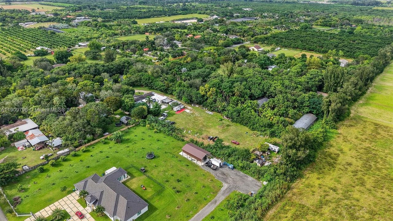 На продажу: $1,300,000 (3 спален, 2 ванн, 2844 Квадратных фут)