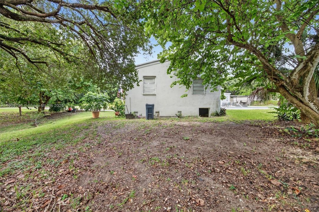 На продажу: $1,300,000 (3 спален, 2 ванн, 2844 Квадратных фут)