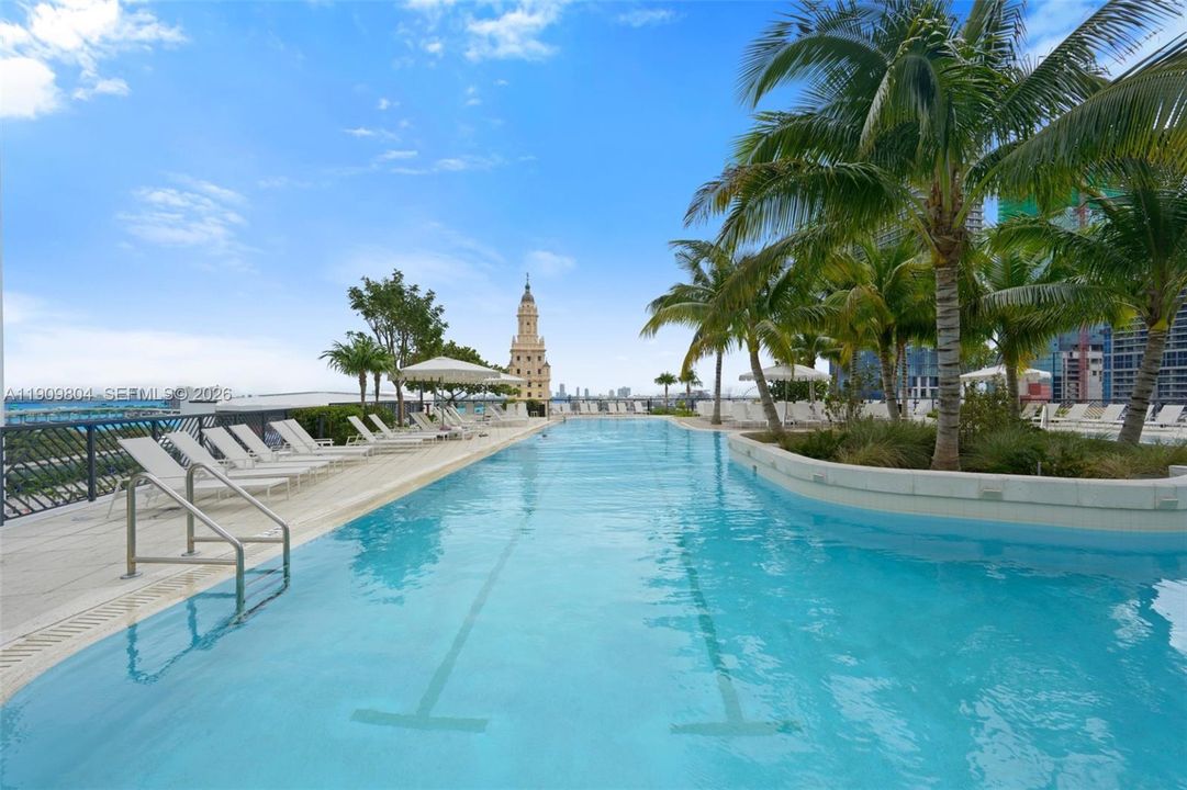 待售: $465,000 (0 贝兹, 1 浴室, 374 平方英尺)