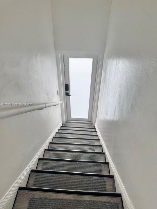 待售: $1,150,000 (0 贝兹, 0 浴室, 1976 平方英尺)