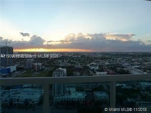 Active With Contract: $600,000 (2 beds, 2 baths, 1144 Square Feet)