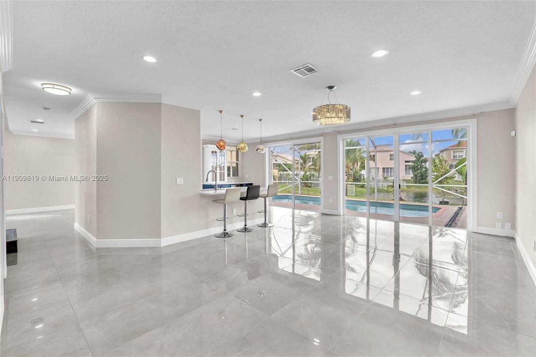 En Renta: $5,850 (5 camas, 3 baños, 2998 Pies cuadrados)