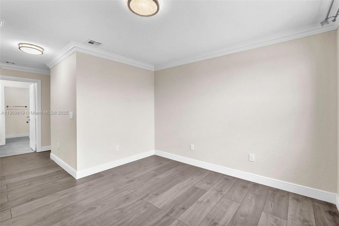 En Renta: $5,850 (5 camas, 3 baños, 2998 Pies cuadrados)