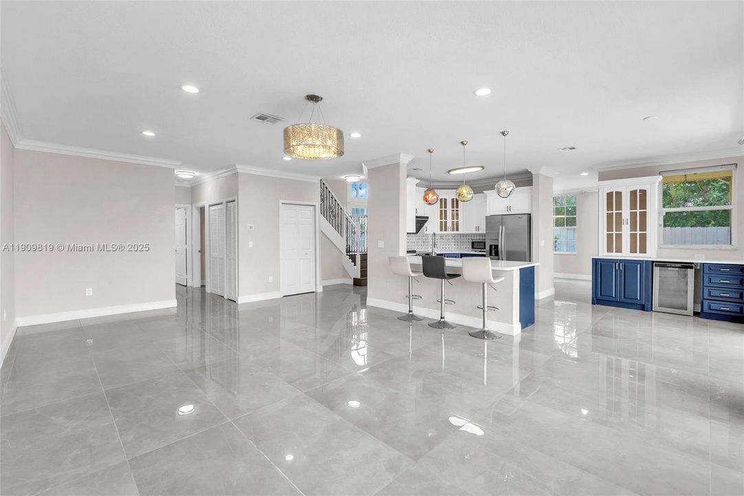 En Renta: $5,850 (5 camas, 3 baños, 2998 Pies cuadrados)