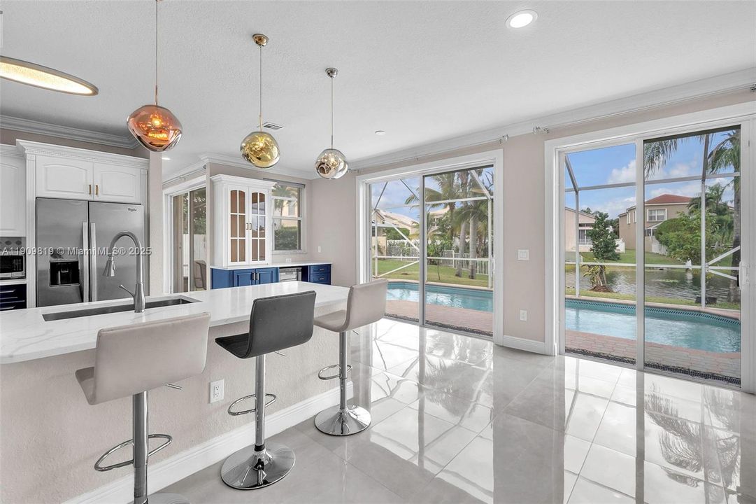 En Renta: $5,850 (5 camas, 3 baños, 2998 Pies cuadrados)