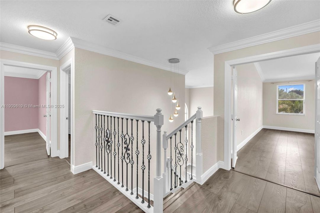 En Renta: $5,850 (5 camas, 3 baños, 2998 Pies cuadrados)