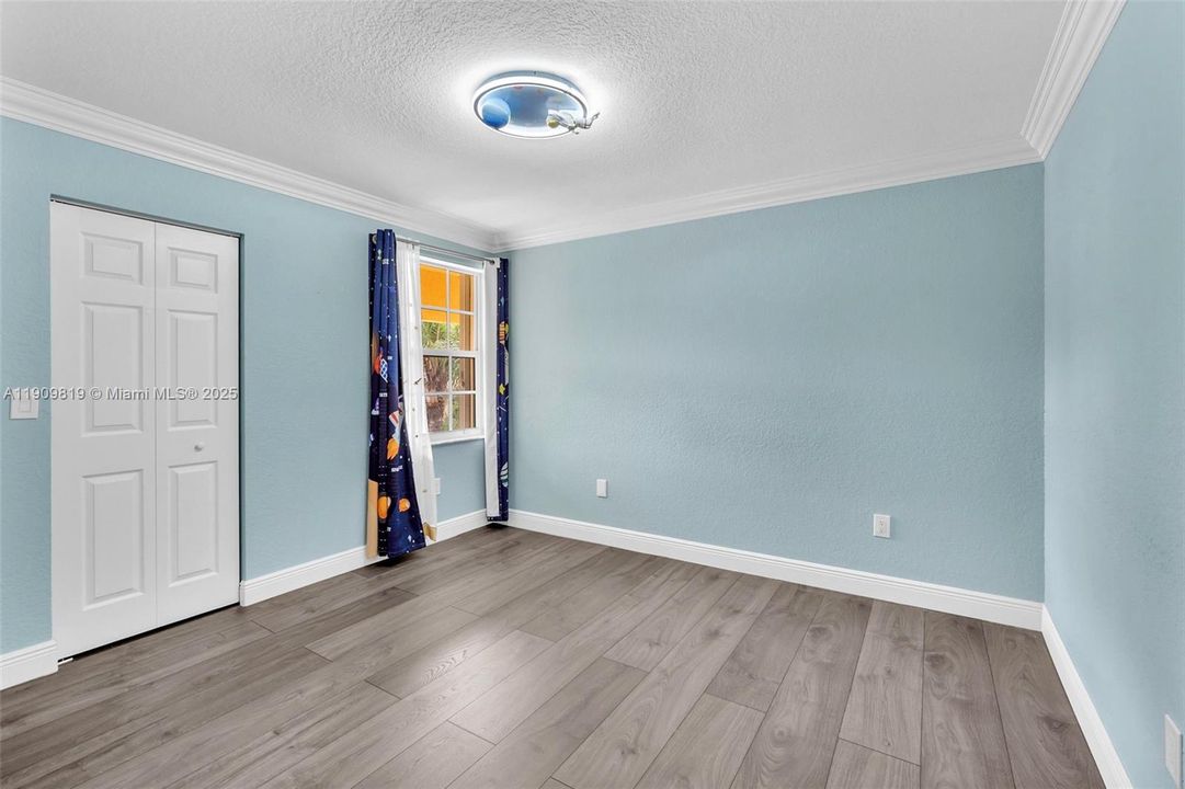 En Renta: $5,850 (5 camas, 3 baños, 2998 Pies cuadrados)