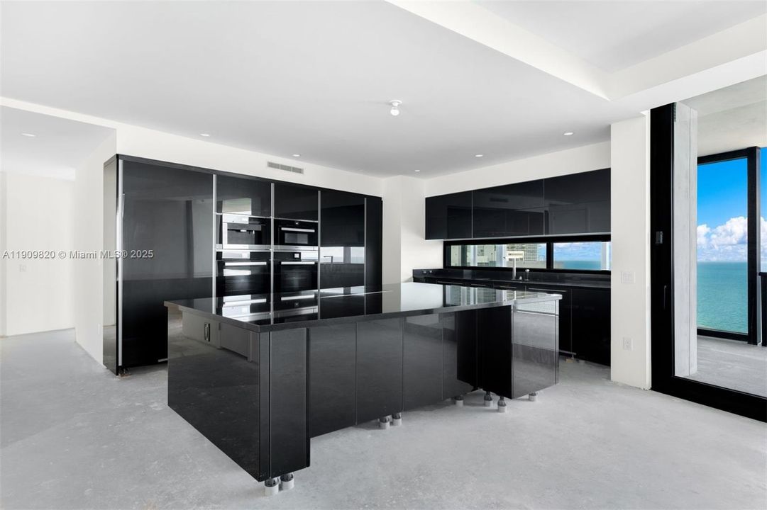 На продажу: $4,180,000 (4 спален, 4 ванн, 3171 Квадратных фут)