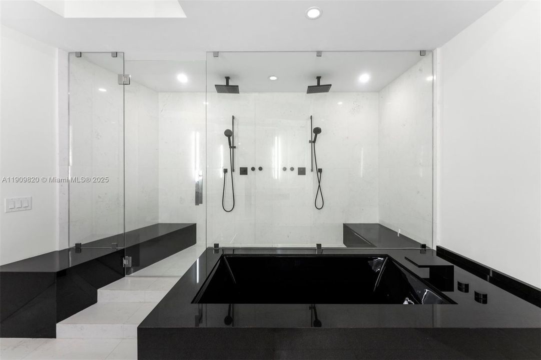 На продажу: $4,180,000 (4 спален, 4 ванн, 3171 Квадратных фут)