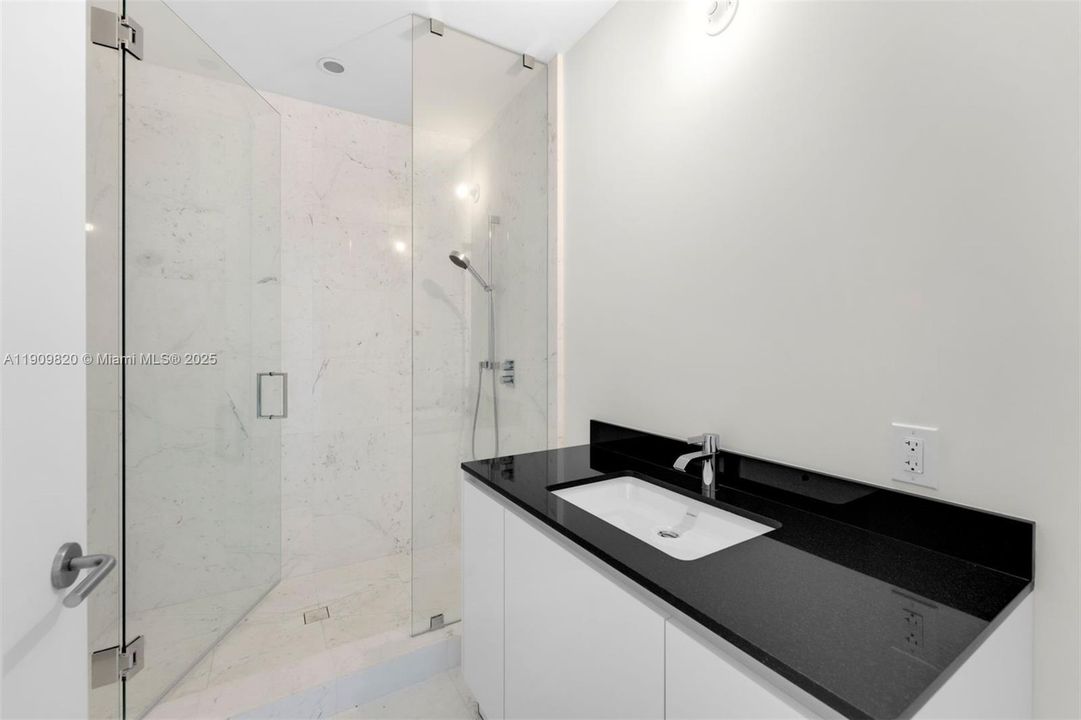 На продажу: $4,180,000 (4 спален, 4 ванн, 3171 Квадратных фут)