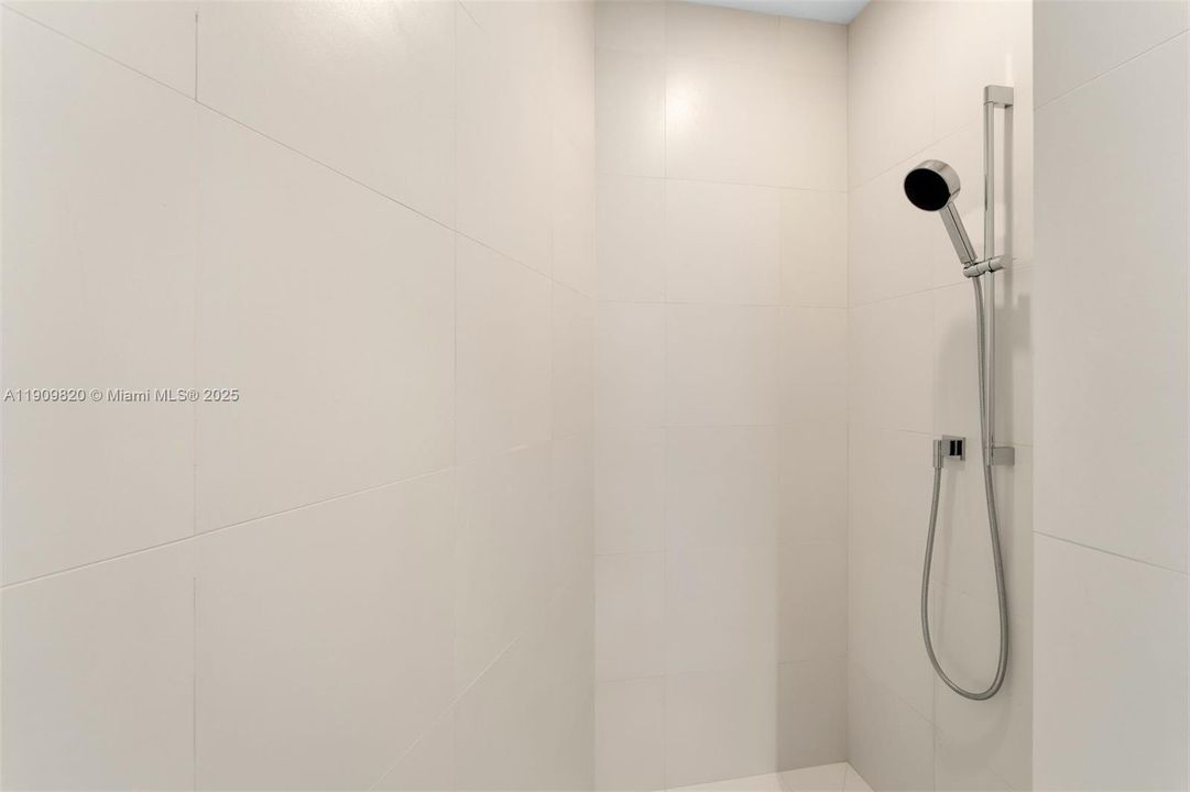 На продажу: $4,180,000 (4 спален, 4 ванн, 3171 Квадратных фут)