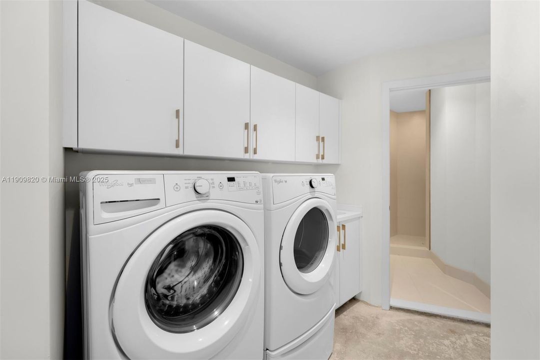 На продажу: $4,180,000 (4 спален, 4 ванн, 3171 Квадратных фут)