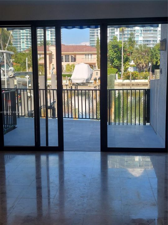 En Venta: $1,199,500 (3 camas, 2 baños, 2265 Pies cuadrados)