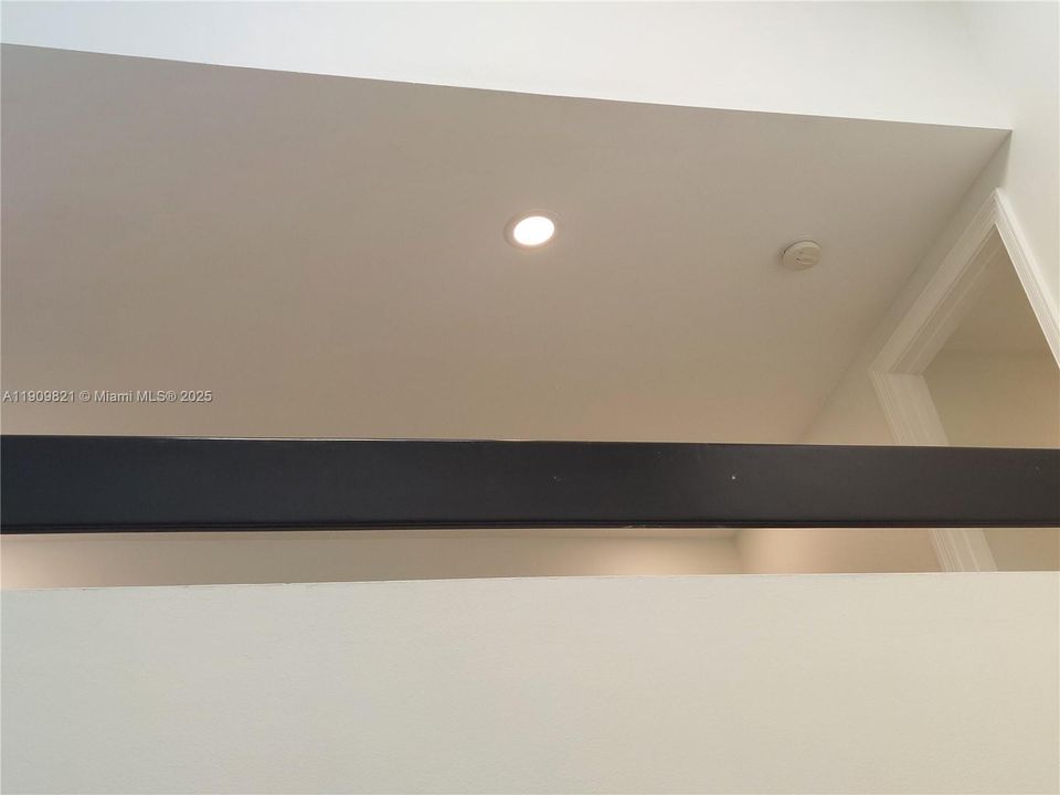 En Venta: $1,199,500 (3 camas, 2 baños, 2265 Pies cuadrados)