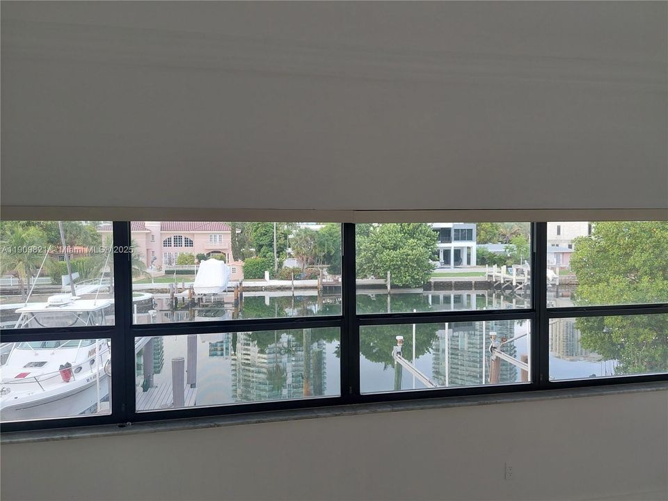 En Venta: $1,199,500 (3 camas, 2 baños, 2265 Pies cuadrados)