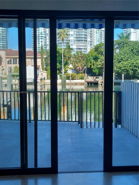 En Venta: $1,199,500 (3 camas, 2 baños, 2265 Pies cuadrados)