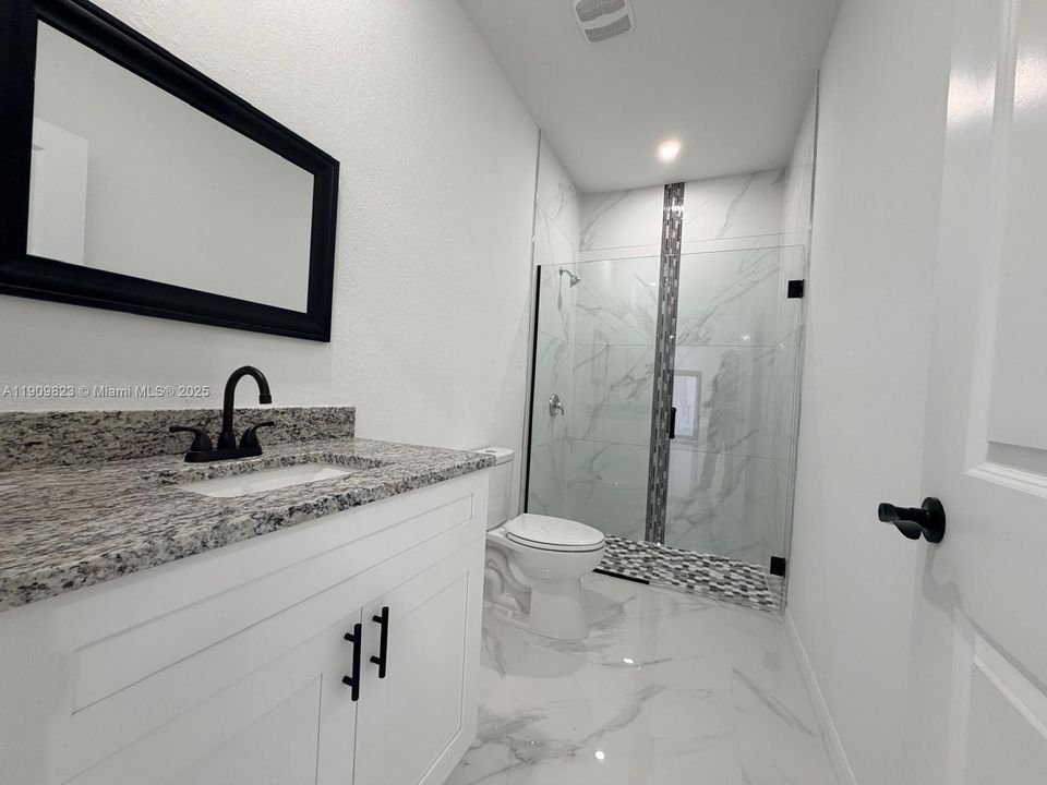 出租: $2,300 (3 贝兹, 2 浴室, 0 平方英尺)