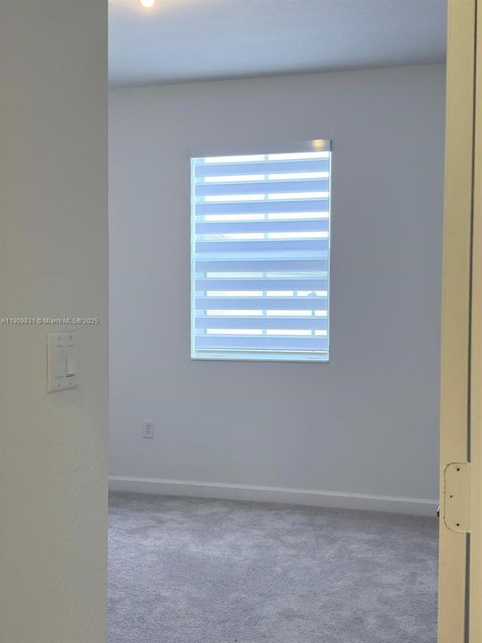 В аренду: $2,650 (3 спален, 2 ванн, 1331 Квадратных фут)