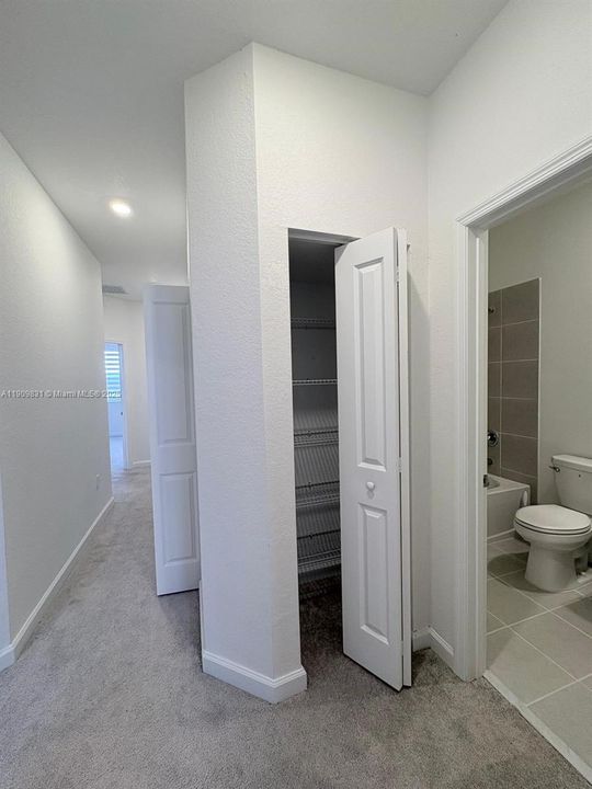 В аренду: $2,650 (3 спален, 2 ванн, 1331 Квадратных фут)