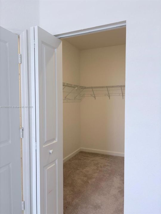 В аренду: $2,650 (3 спален, 2 ванн, 1331 Квадратных фут)