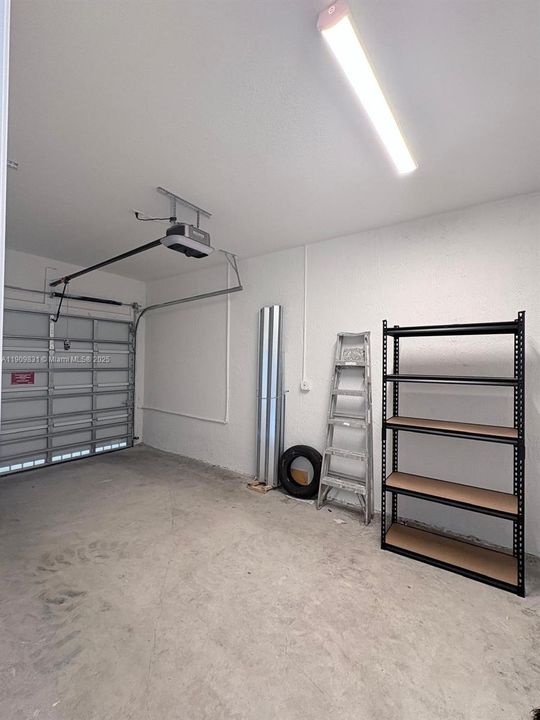 В аренду: $2,650 (3 спален, 2 ванн, 1331 Квадратных фут)