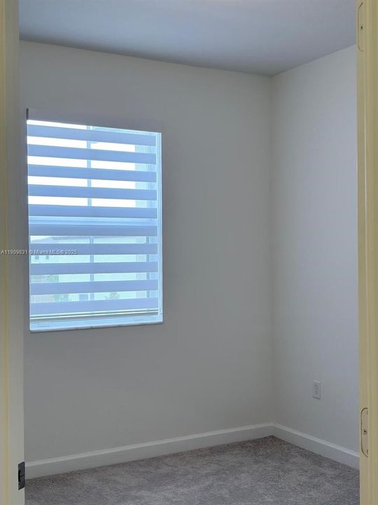 В аренду: $2,650 (3 спален, 2 ванн, 1331 Квадратных фут)