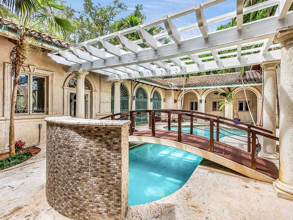 For Rent: $29,500 (3 beds, 3 baths, 4646 Square Feet)