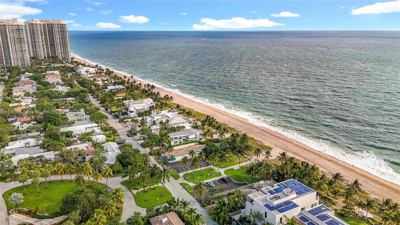 Active With Contract: $4,750 (2 beds, 2 baths, 1200 Square Feet)