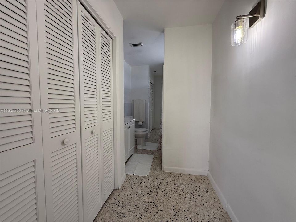 最近租的: $2,850 (2 贝兹, 1 浴室, 2193 平方英尺)