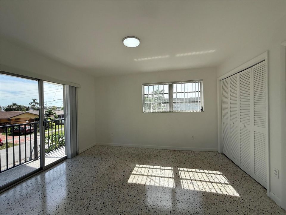 最近租的: $2,850 (2 贝兹, 1 浴室, 2193 平方英尺)