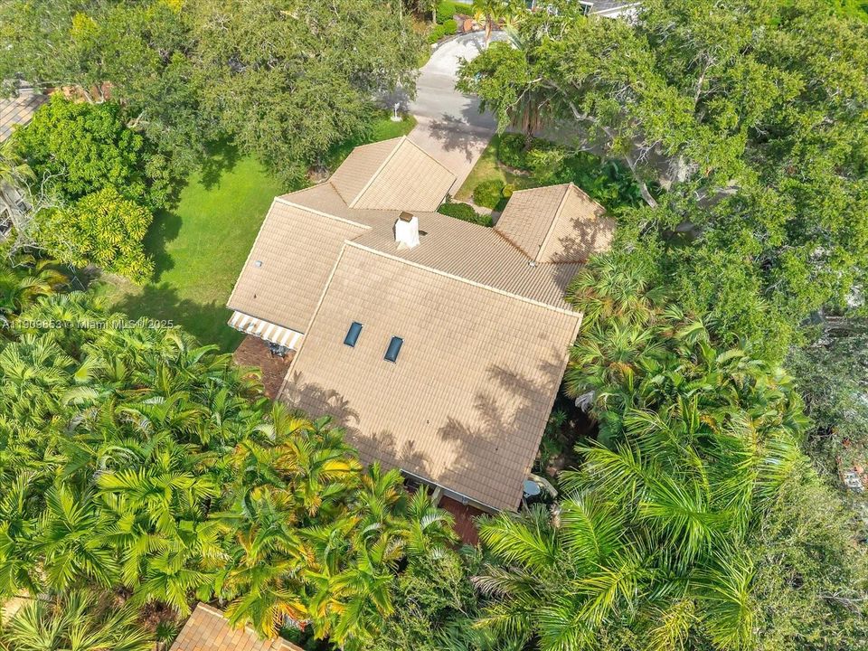 En Venta: $1,050,000 (3 camas, 2 baños, 2543 Pies cuadrados)