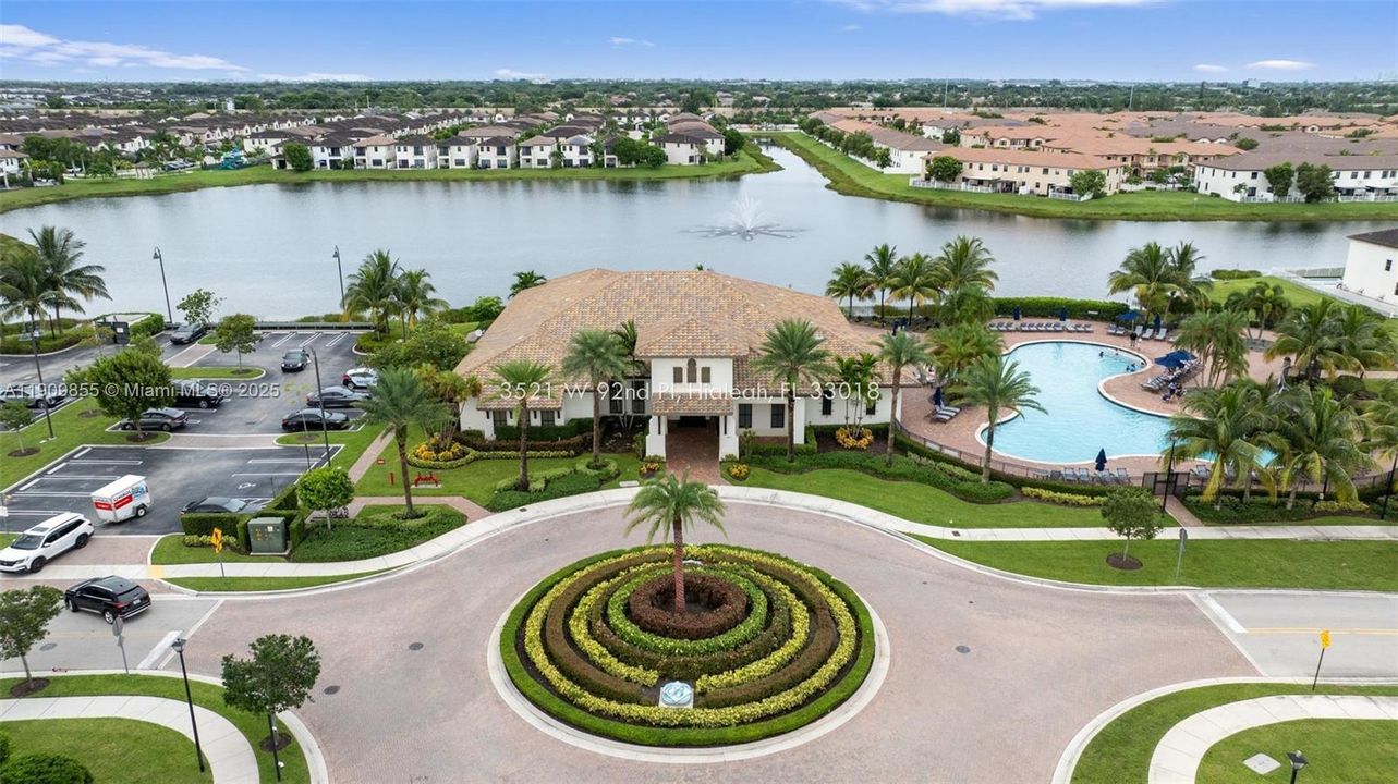 For Sale: $899,900 (5 beds, 3 baths, 3316 Square Feet)