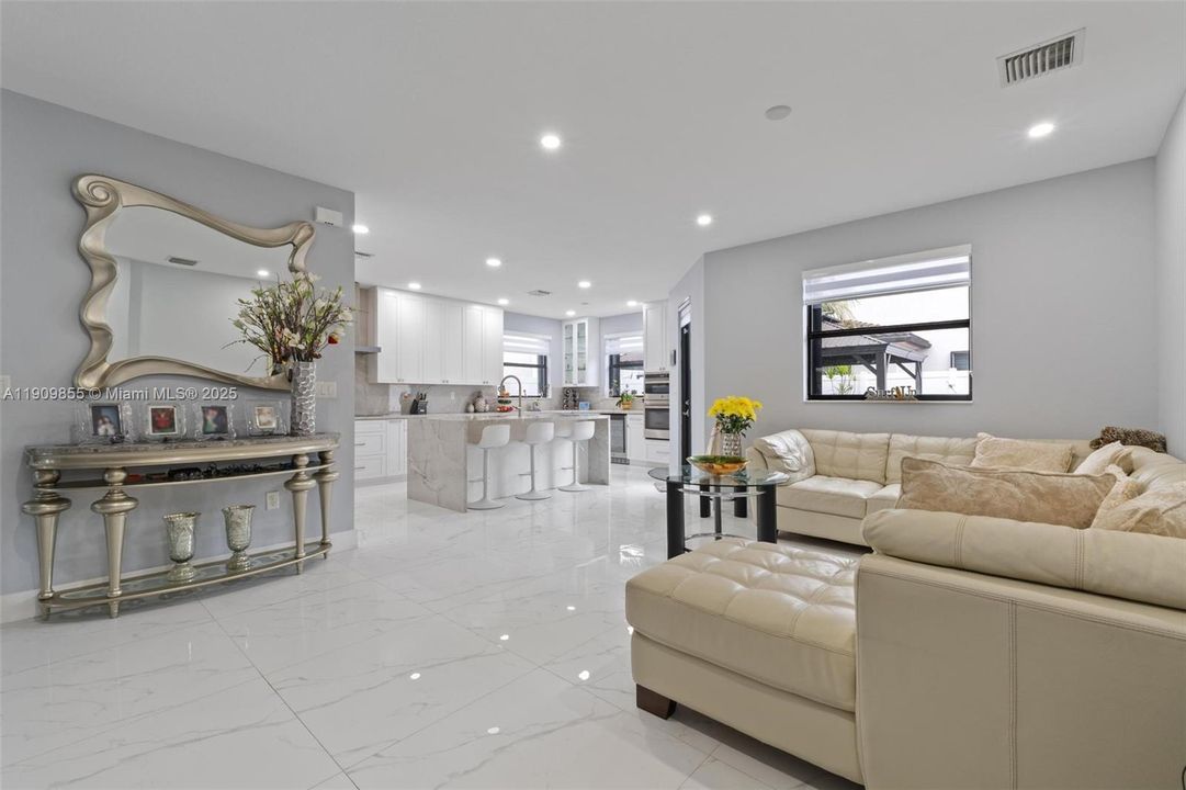 For Sale: $899,900 (5 beds, 3 baths, 3316 Square Feet)