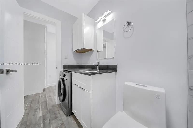 Недавно арендовано: $1,800 (1 спален, 1 ванн, 0 Квадратных фут)