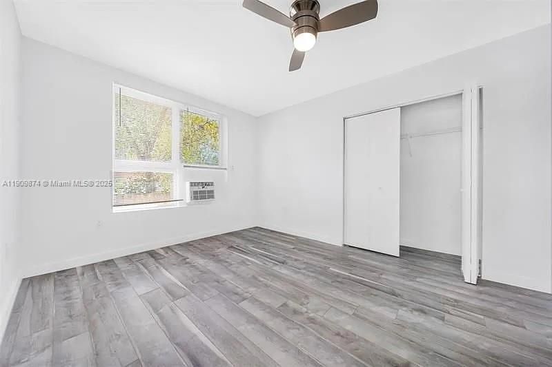 Недавно арендовано: $1,800 (1 спален, 1 ванн, 0 Квадратных фут)