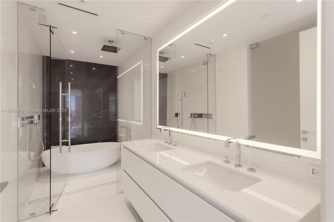 En Venta: $3,400,000 (2 camas, 3 baños, 1675 Pies cuadrados)