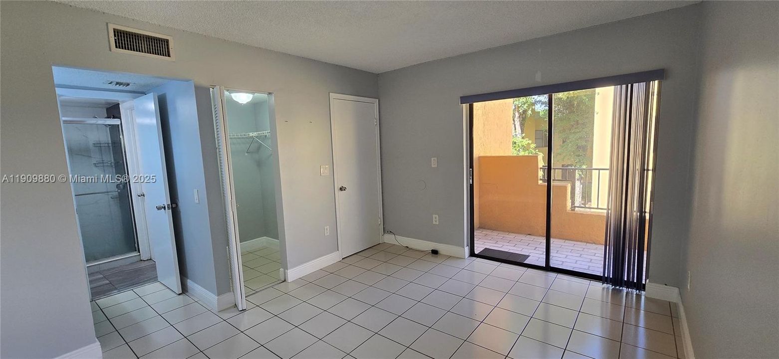 En Venta: $269,900 (2 camas, 1 baños, 758 Pies cuadrados)