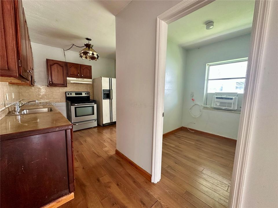 En Venta: $755,000 (0 camas, 0 baños, 1914 Pies cuadrados)