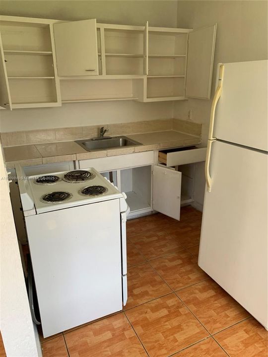 En Venta: $755,000 (0 camas, 0 baños, 1914 Pies cuadrados)