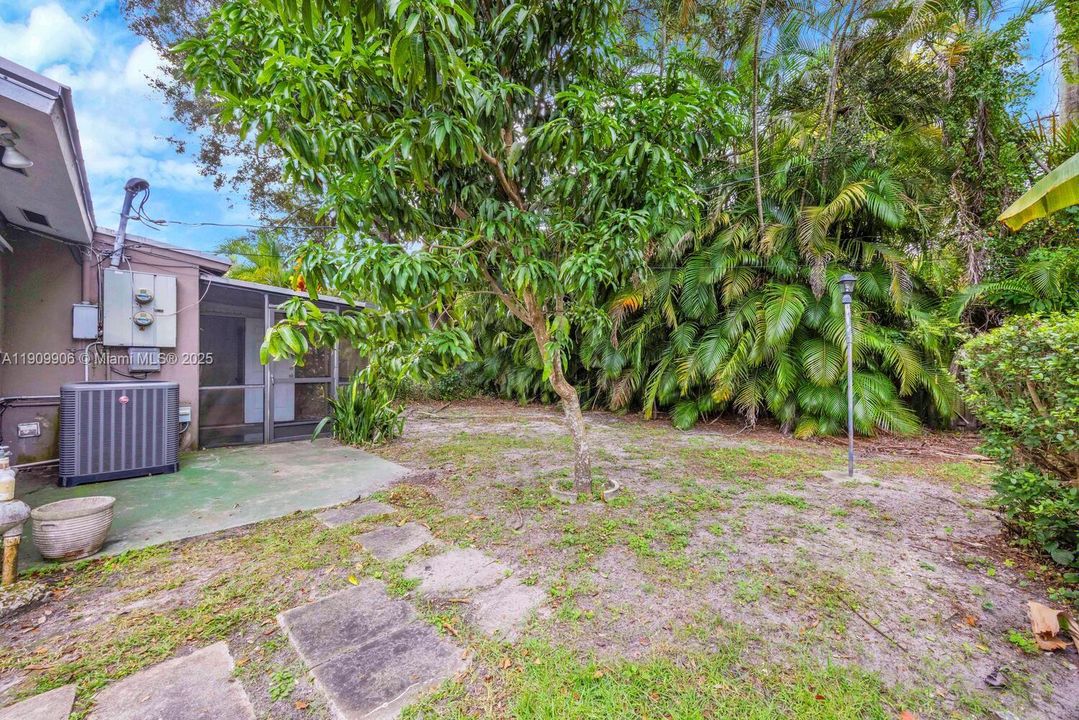 Active With Contract: $1,000,000 (0 beds, 0 baths, 2395 Square Feet)